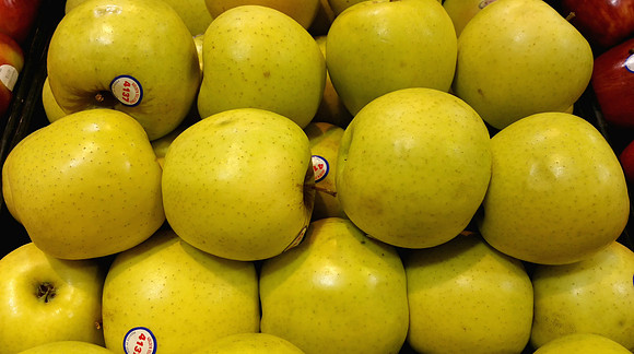 Apples
