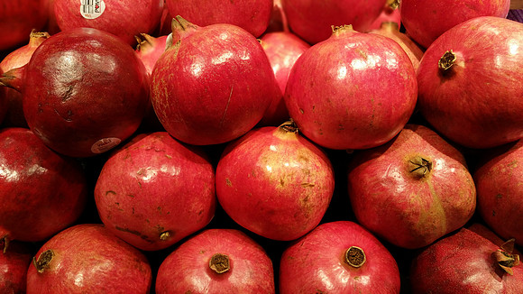Apples