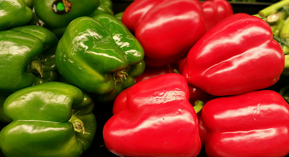 Green and Red Bell Peppers