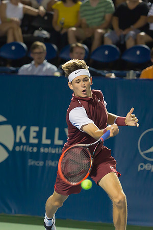 Jared Donaldson runs to the ball at the Winston-Salem Open