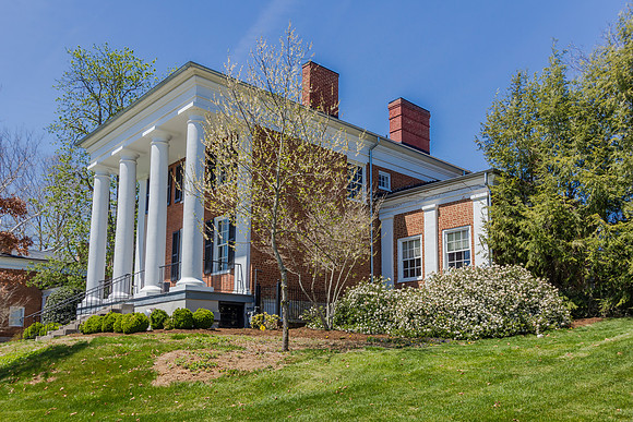 Gilliam Admissions House at Washington and Lee University