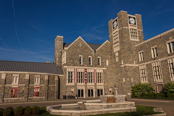 Holtzman Alumni Center at Virginia Tech